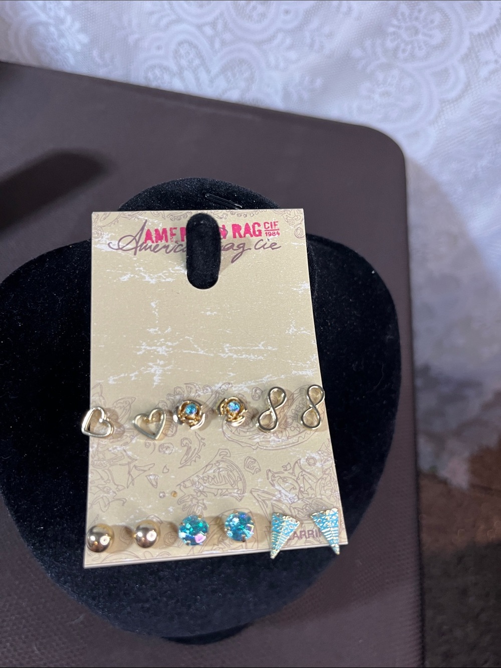 😻5for$15😻American Rag Gold Tone Stud Earrings with Blue Crystal 6 pairs NWT